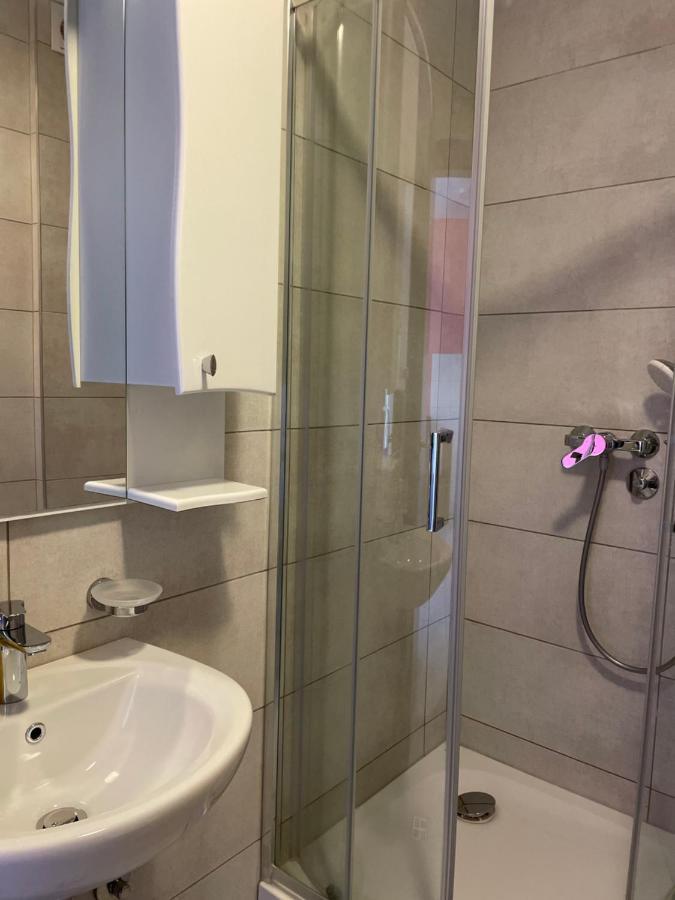 Naki Apartmani Podgorica Exteriör bild