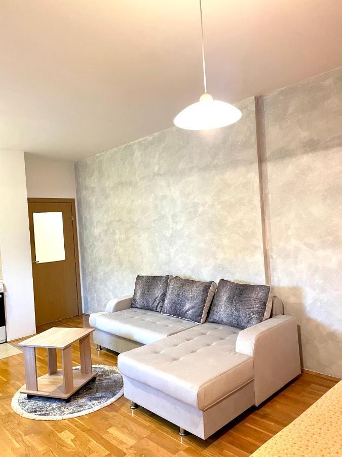 Naki Apartmani Podgorica Exteriör bild